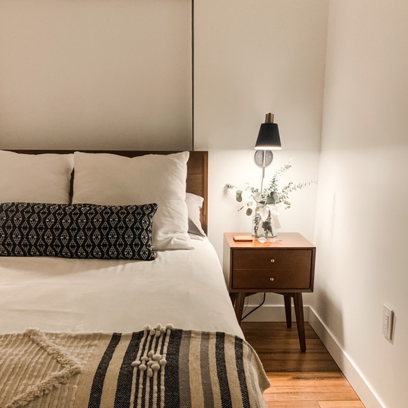 Meet your Posher, Katlyn - Picture 7 of 7